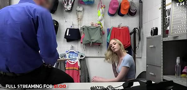Teens Tender Tight Pussy Licked and Fucked by Guard - Teenrobbers.com